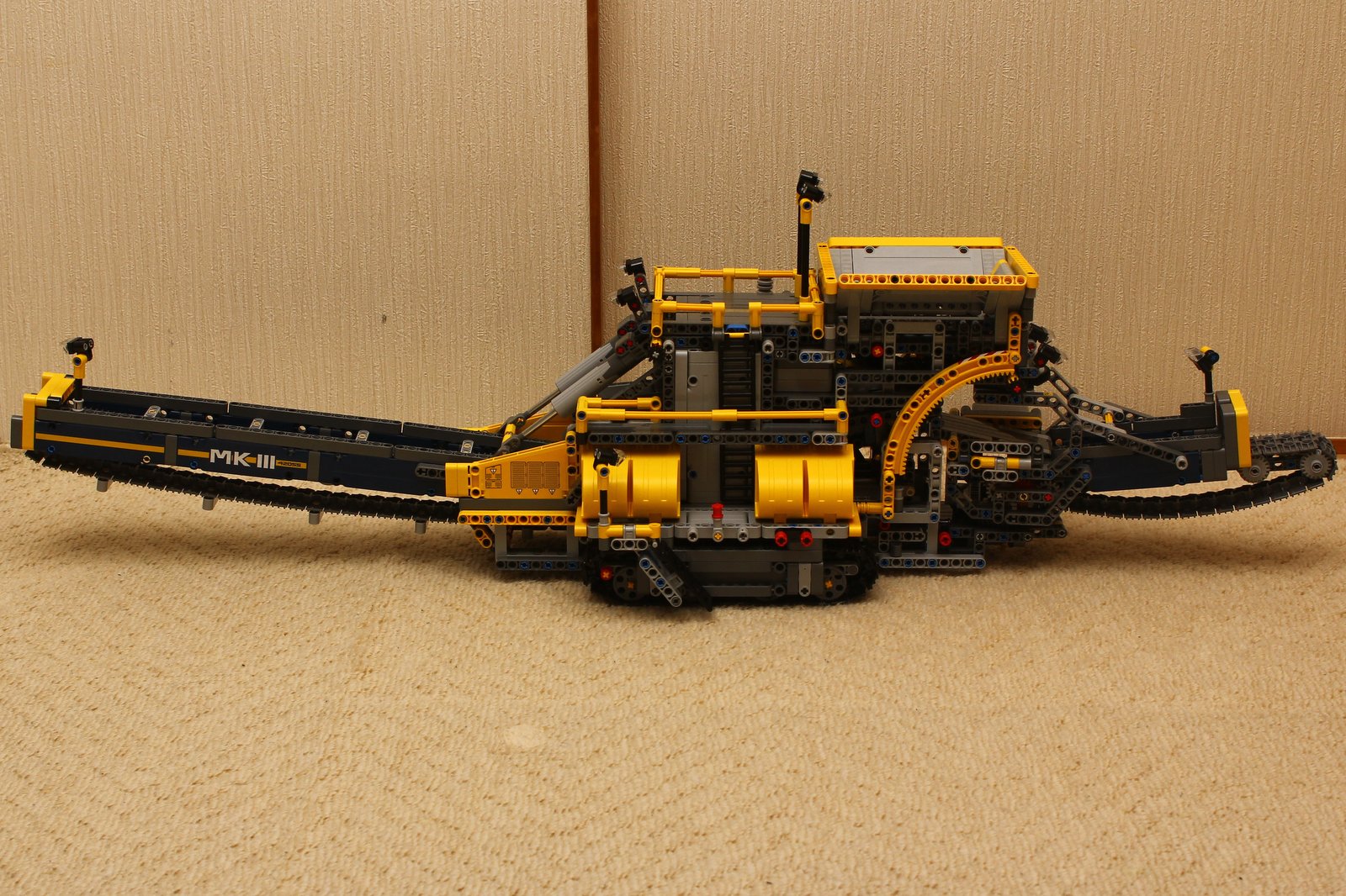 レゴ(42055)バケット掘削機のBモデルを製作してみた | カワハラ雑記